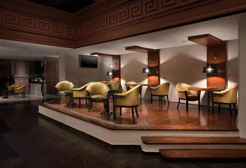 Hotel Krystal Monterrey