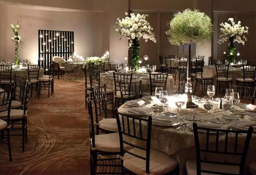 Hotel Krystal Monterrey