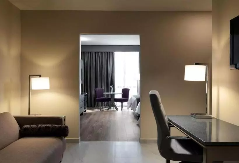 Hotel Krystal Monterrey