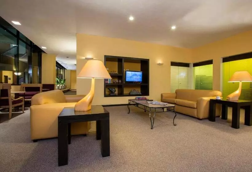 Hotel Krystal Monterrey