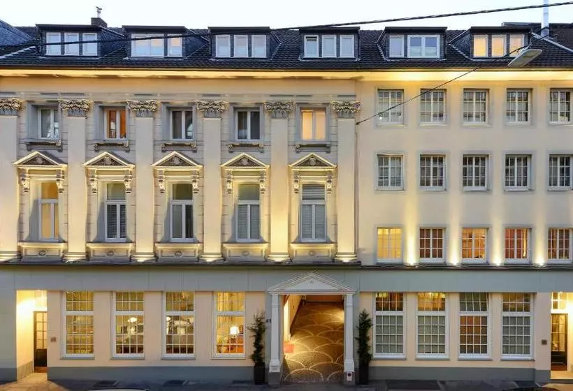 Carlstadt Suites Dusseldorf