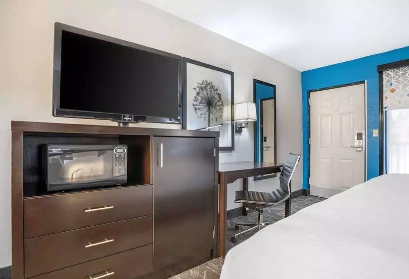 فندق Best Western Andalusia Inn