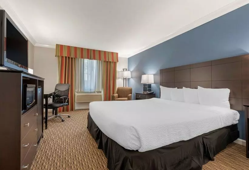 Отель Best Western Colonial Inn