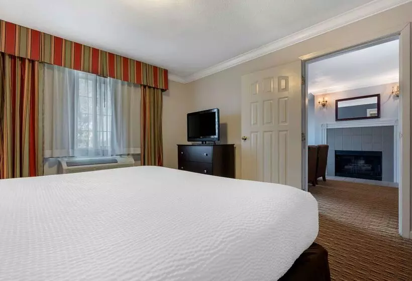 Отель Best Western Colonial Inn