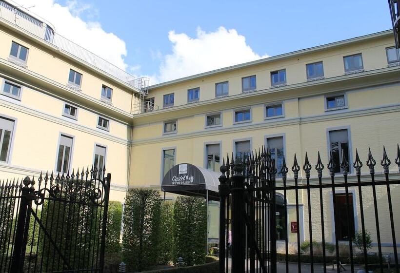 هتل Castel De Pontalesse