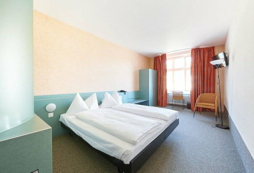 هتل City Am Bahnhof