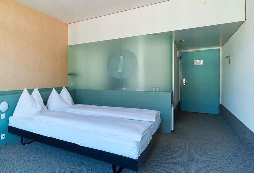 هتل City Am Bahnhof