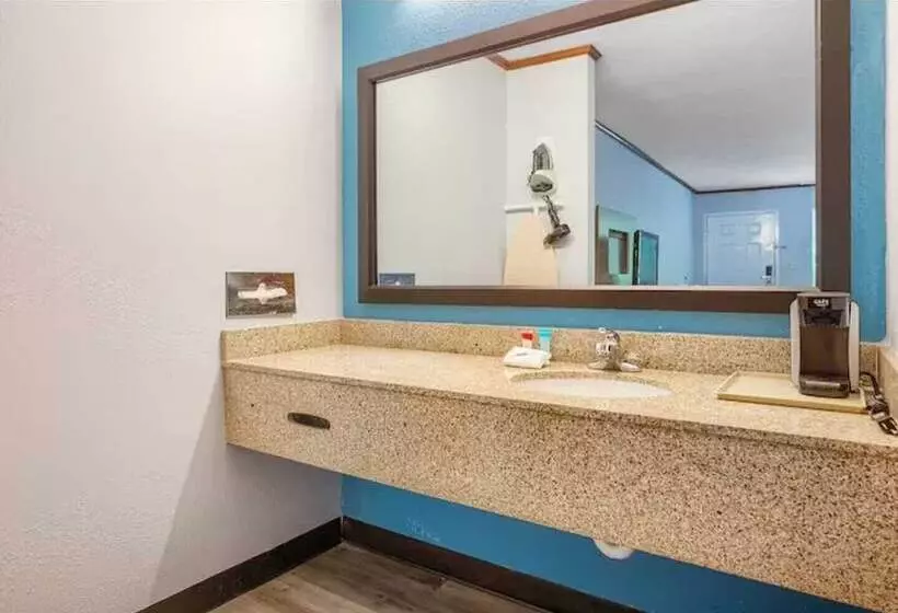 ホテル Days Inn By Wyndham Foley