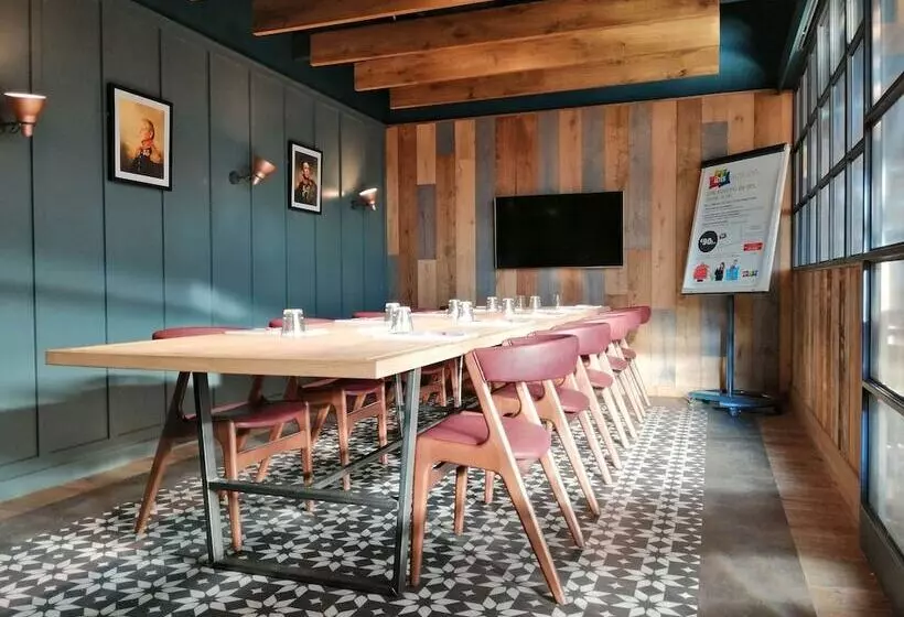 호텔 Ibis Amsterdam Centre