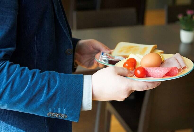 בית מלון כפרי Ibis Leuven Centrum