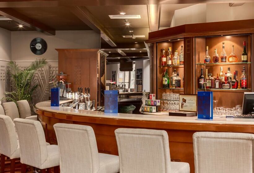 هتل NH Collection Gent