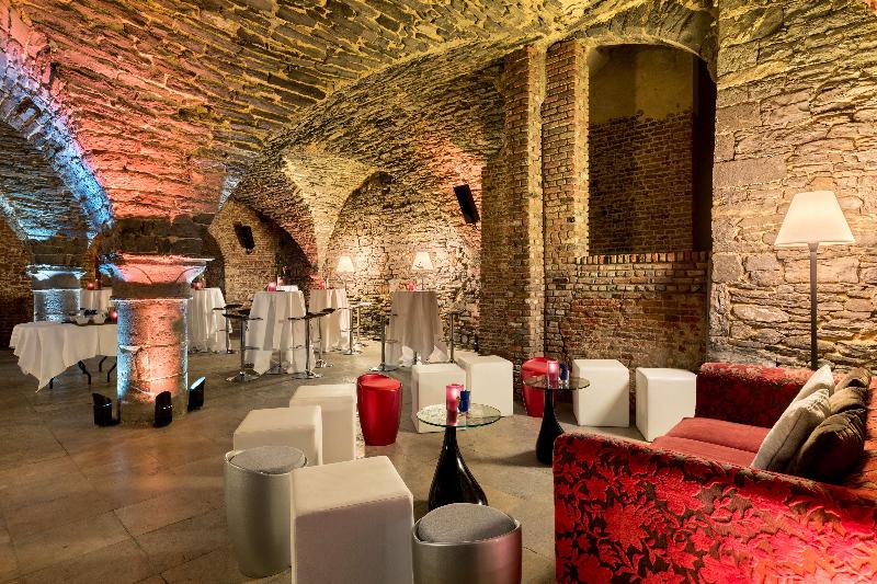 هتل NH Collection Gent