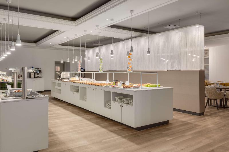 هتل NH Collection Gent