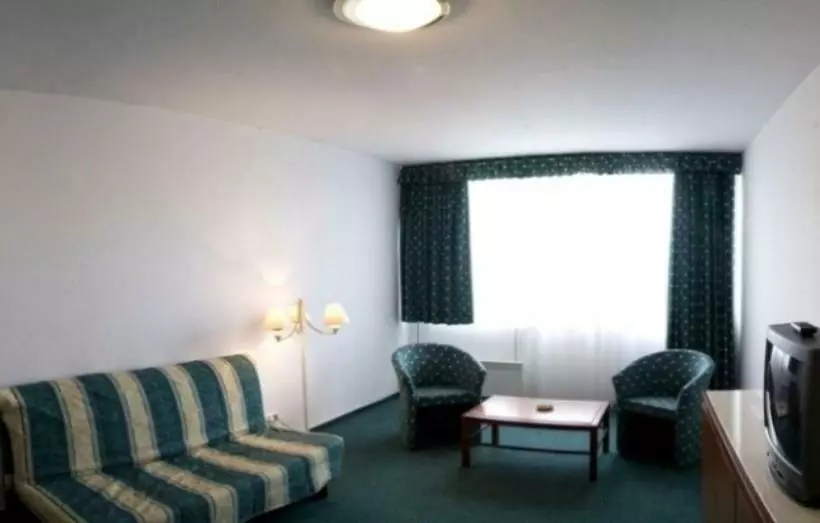 Отель Riviera Park