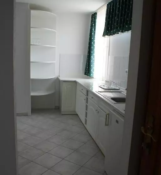 Отель Riviera Park