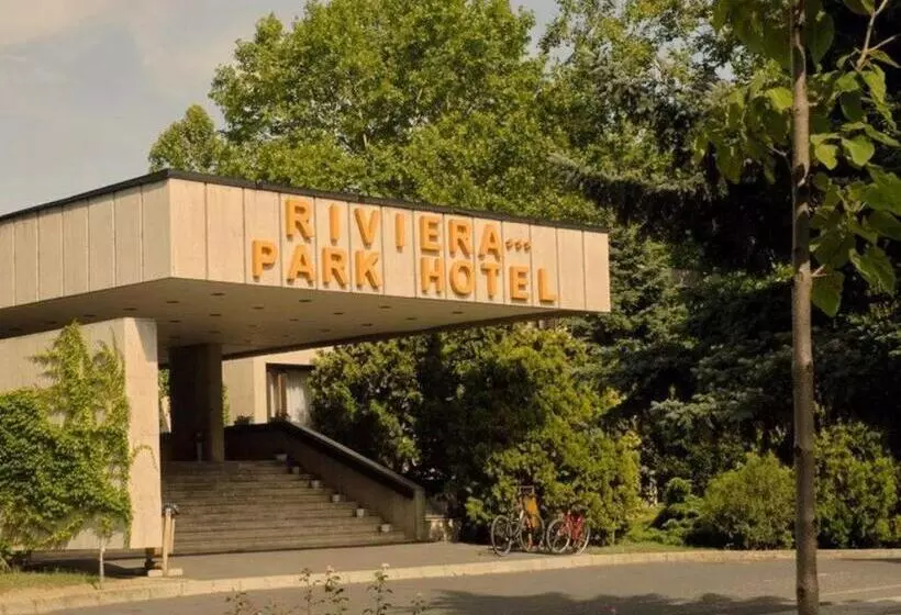 Отель Riviera Park