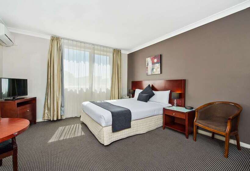 Comfort Hotel Dandenong