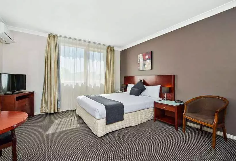 Comfort Hotel Dandenong