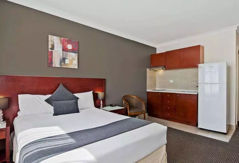 Comfort Hotel Dandenong