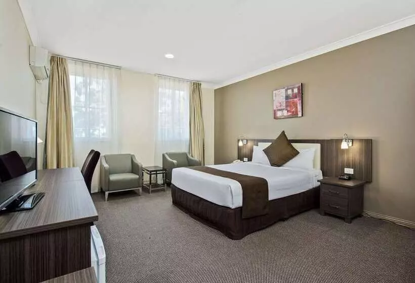 Comfort Hotel Dandenong