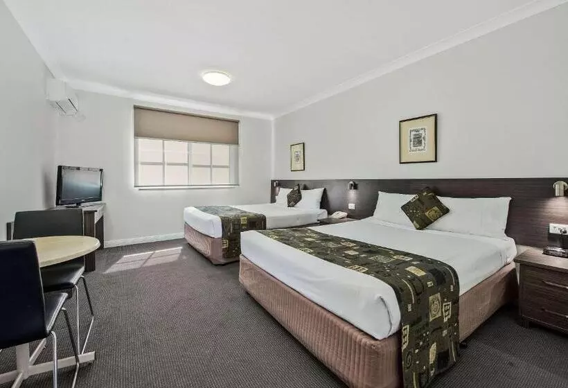 Comfort Hotel Dandenong