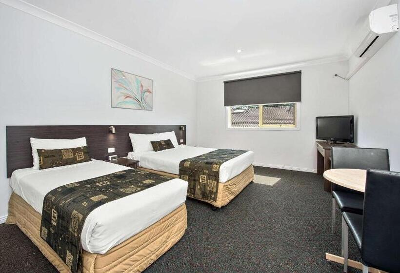 Comfort Hotel Dandenong
