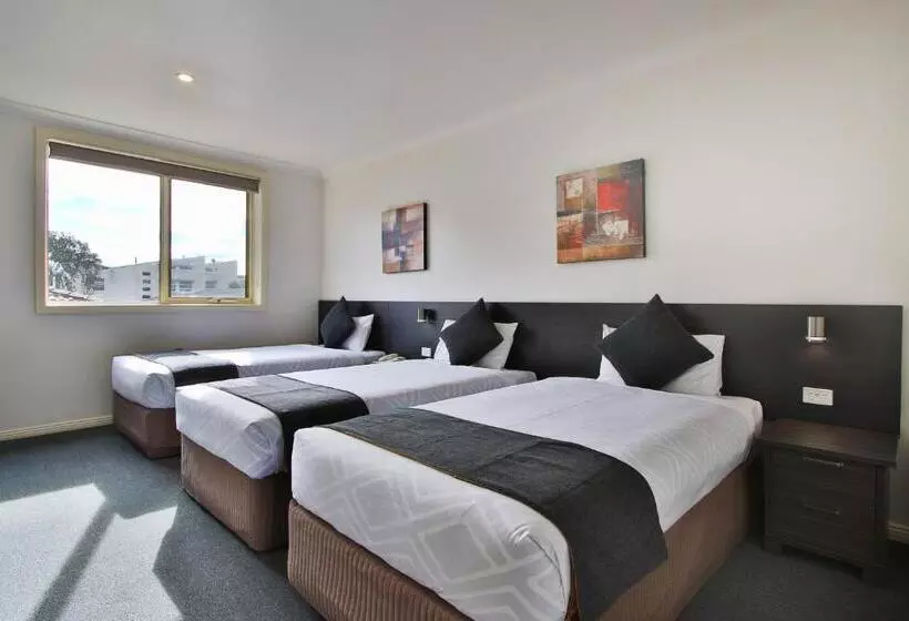 Comfort Hotel Dandenong