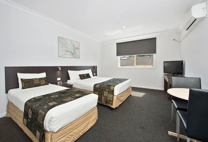 Comfort Hotel Dandenong
