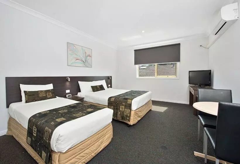 Comfort Hotel Dandenong