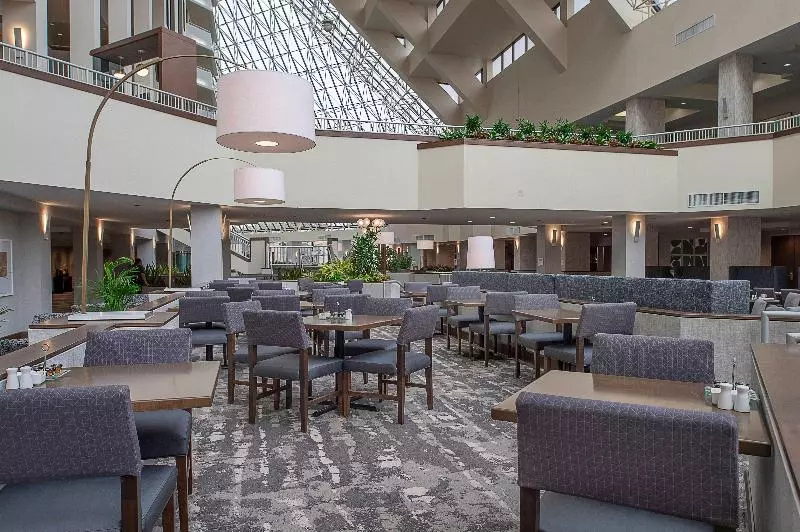 Crowne Plaza Hotel St. Louis Airport, An Ihg