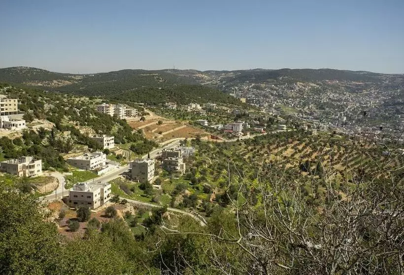 هتل Ajloun