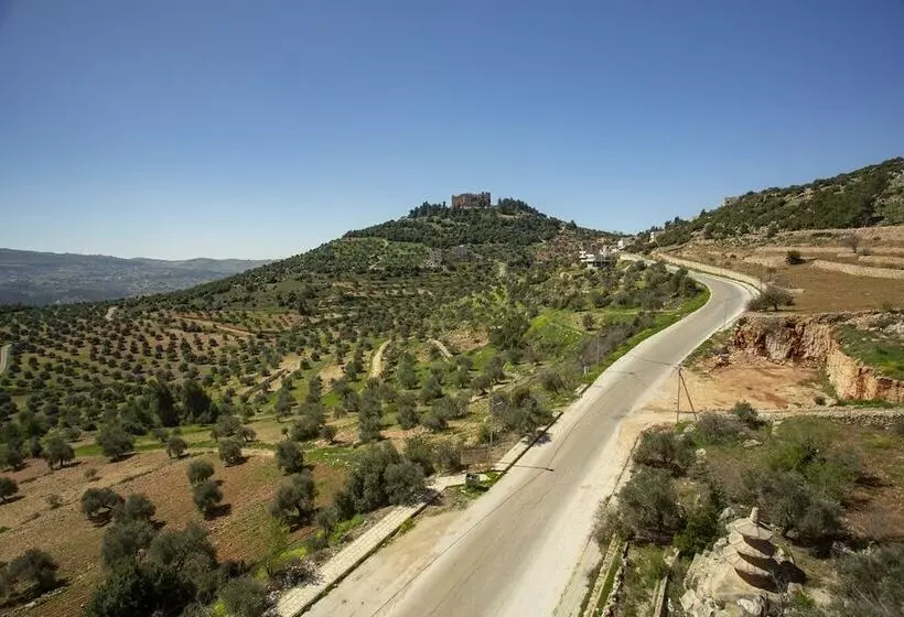 هتل Ajloun