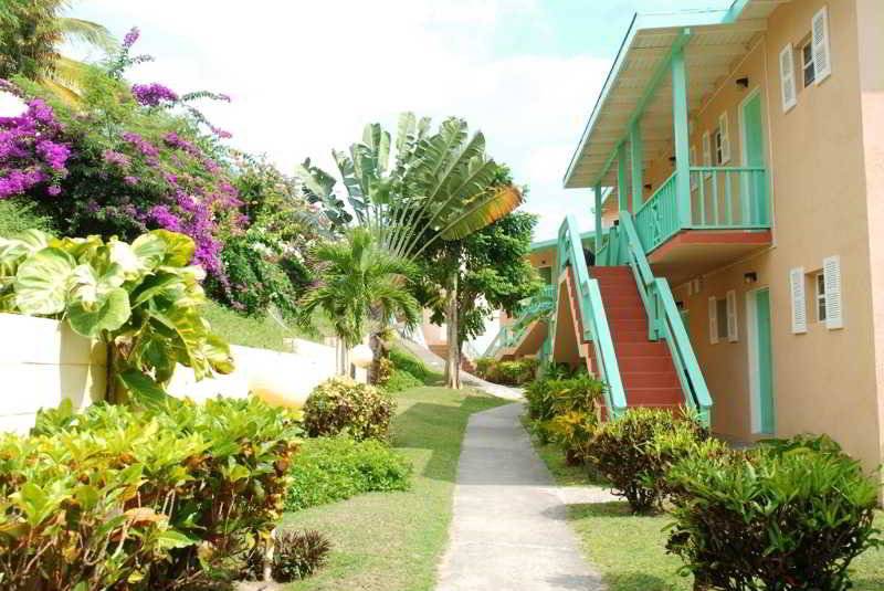 هتل Bird Rock Beach