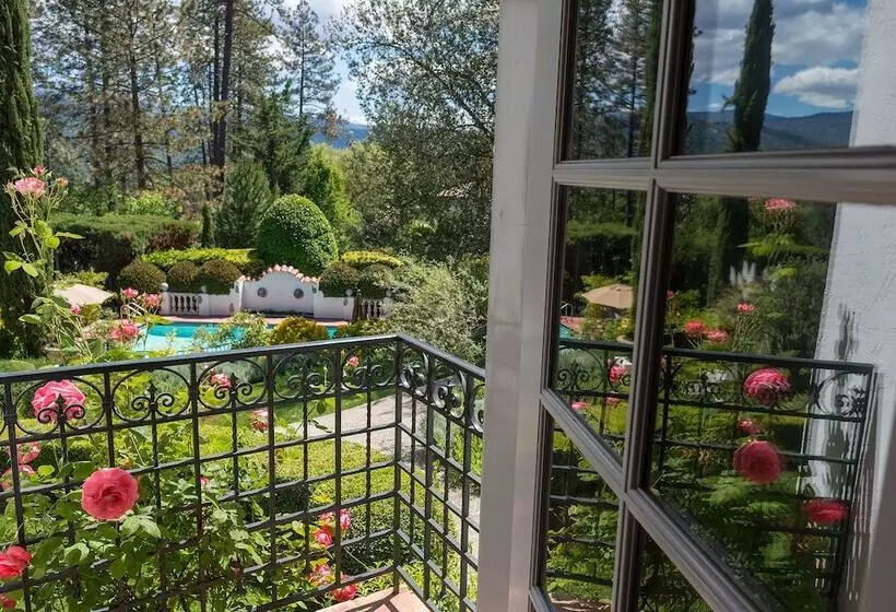 فندق Château Du Sureau