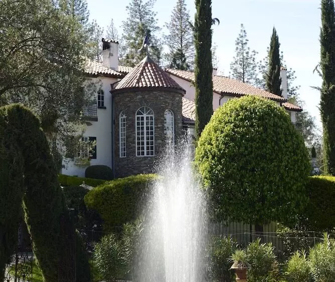 فندق Château Du Sureau