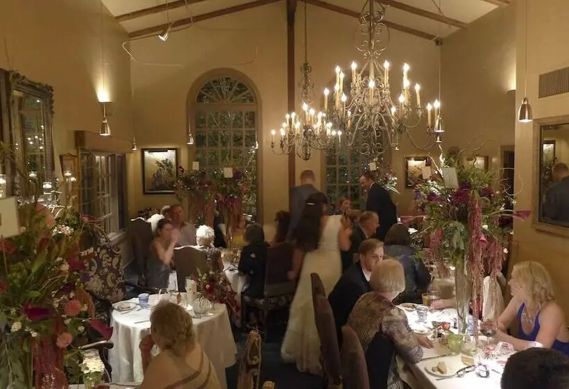 فندق Château Du Sureau