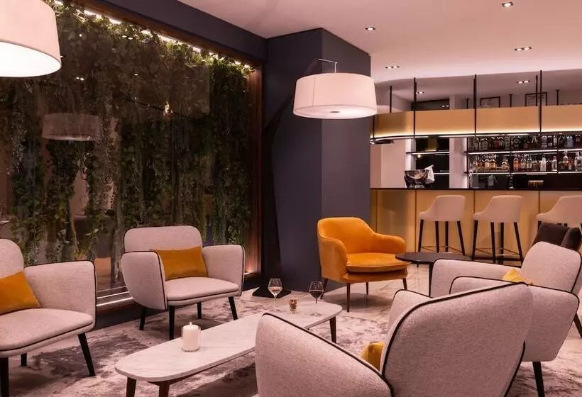 هتل L Amiraute Brest