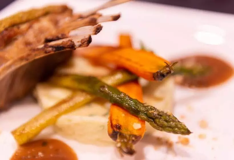 هتل L Amiraute Brest