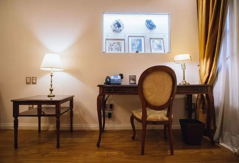 هتل Melia Recoleta Plaza