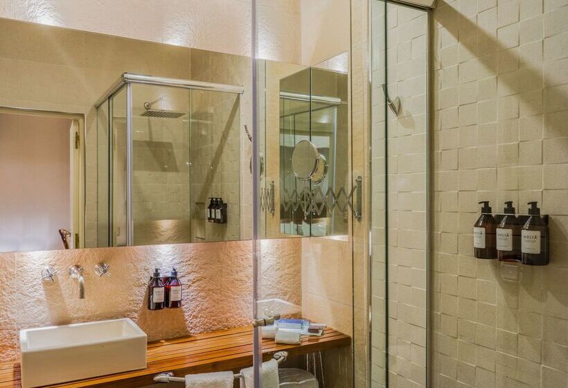 هتل Melia Recoleta Plaza