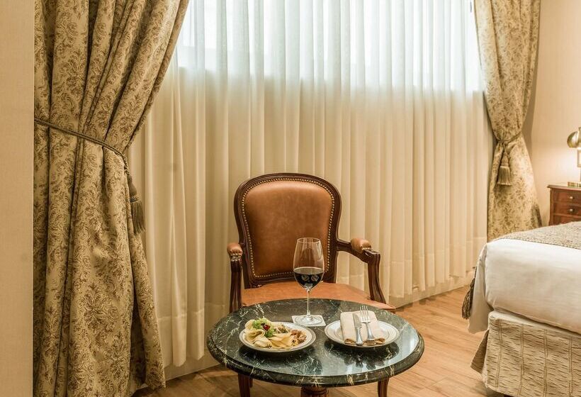 هتل Melia Recoleta Plaza