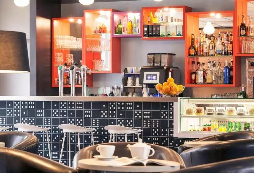 בית מלון כפרי Mercure Marne La Vallee Bussy St Georges