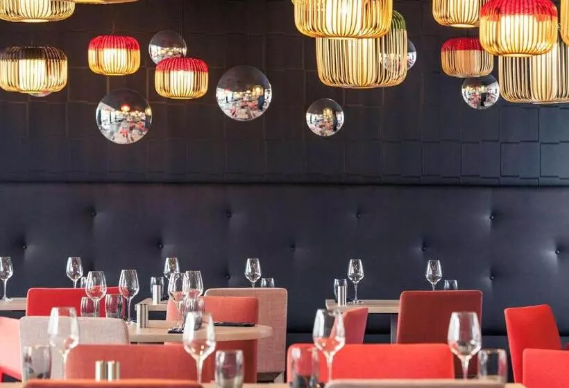 בית מלון כפרי Mercure Marne La Vallee Bussy St Georges