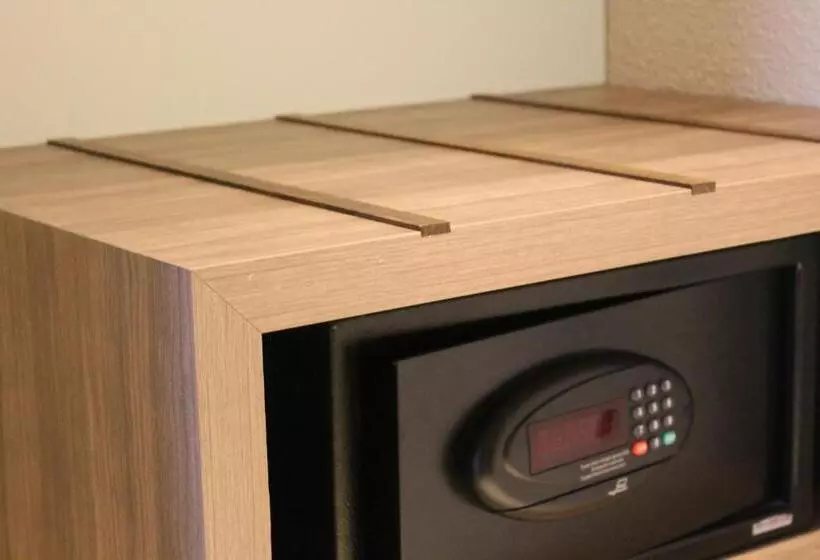 בית מלון כפרי Mercure Marne La Vallee Bussy St Georges