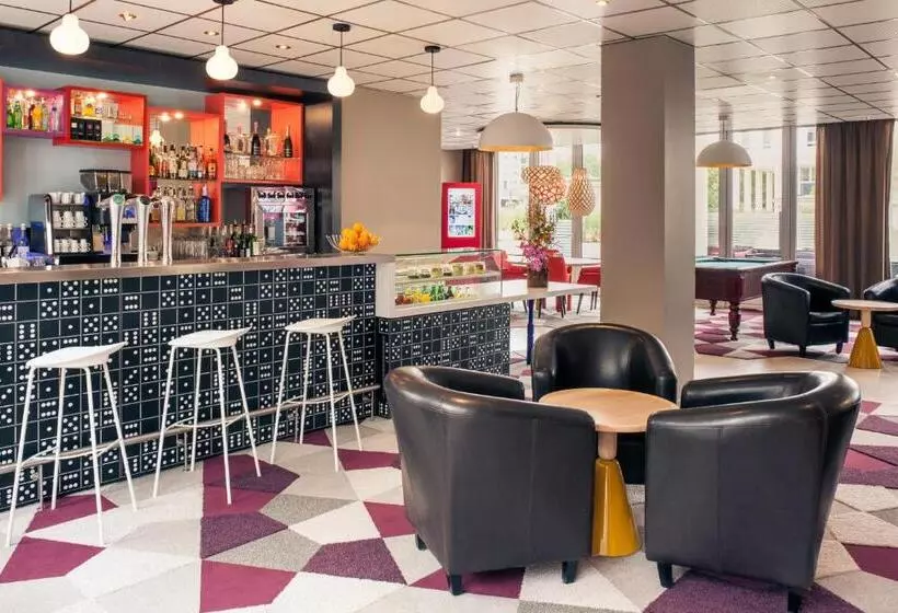 בית מלון כפרי Mercure Marne La Vallee Bussy St Georges