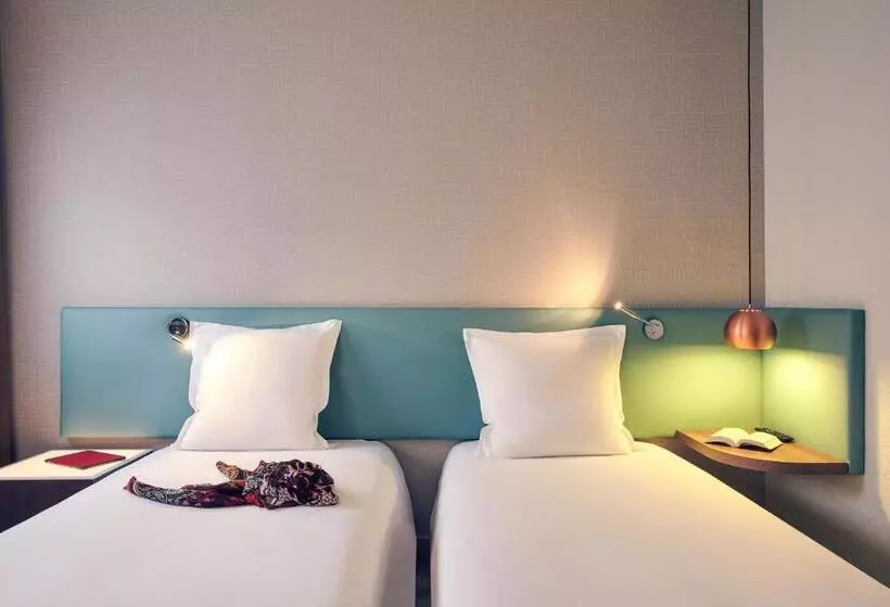 בית מלון כפרי Mercure Marne La Vallee Bussy St Georges