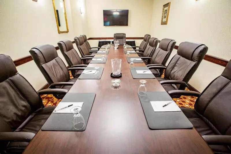 هتل Thousand Hills Resort