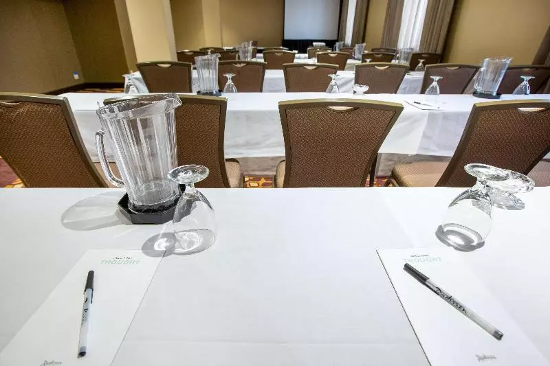 هتل Thousand Hills Resort