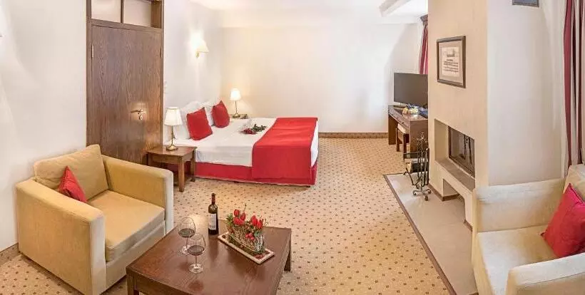 Отель Yastrebets Wellness & Spa