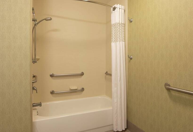 هتل Hampton Inn Atlantatown Center/kennesaw